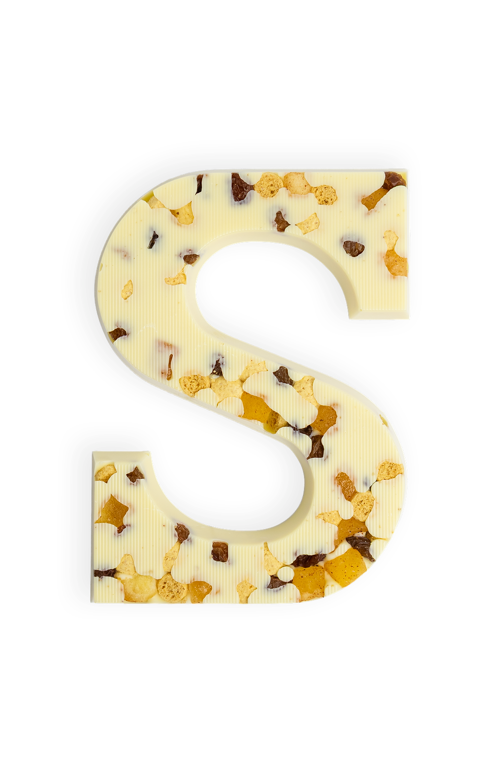 Chocoladeletter van witte chocolade met stukjes gedroogde appel, rozijn en koek