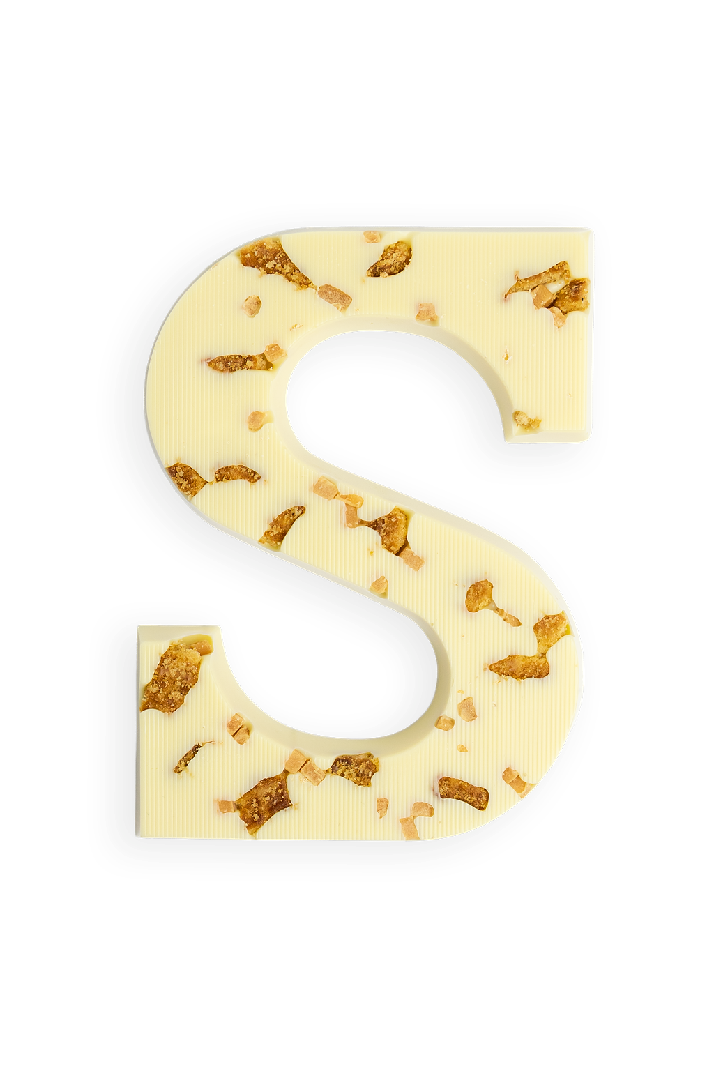 Chocoladeletter van witte chocolade met stukjes stroopwafel en fudge